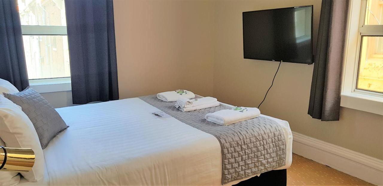 ניוקסטל Grand Hotel מראה חיצוני תמונה