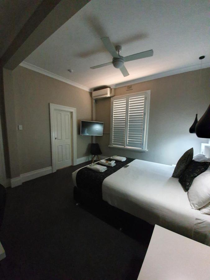 ניוקסטל Grand Hotel מראה חיצוני תמונה
